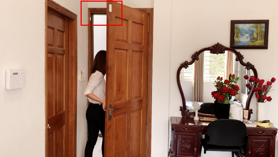 Thiết bị chống trộm gắn cửa không dây kết nối điện thoại